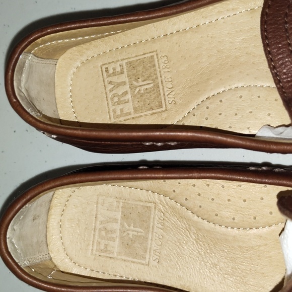 Frye Men's Lewis Leather Venetians brown loafer size 8 - Picture 8 of 12